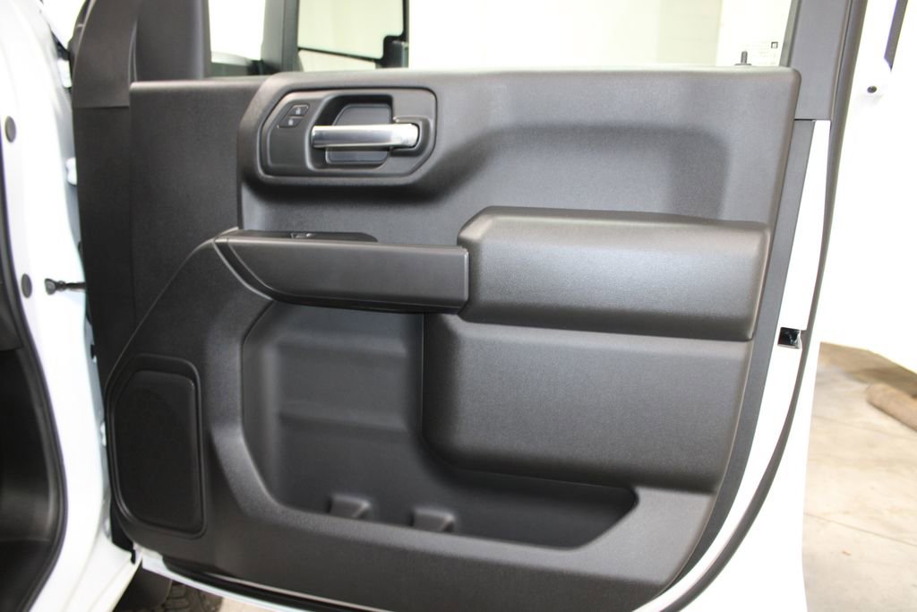 New 2026 Chevrolet Silverado 2500 Custom w/ Custom Value Package image 33