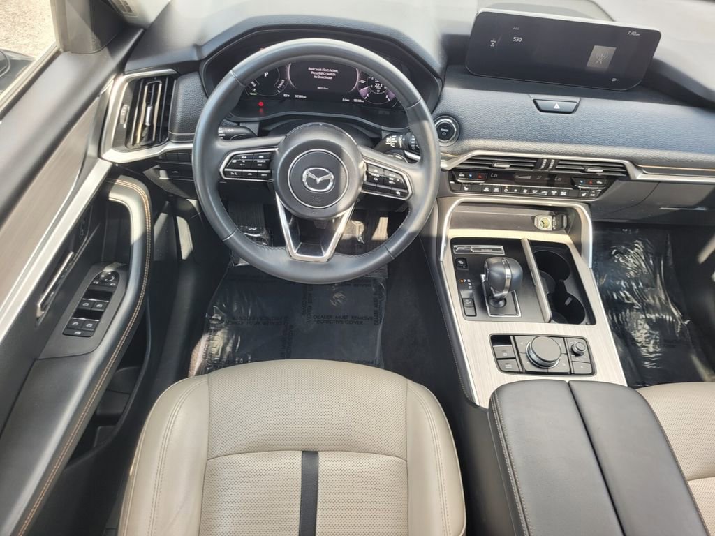 Certified 2024 MAZDA CX-90 Plug-In Hybrid w/ Preferred AWD/4WD image 9