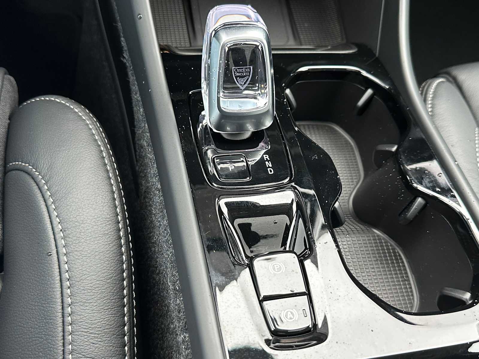 New 2026 Volvo XC40 B5 Ultra w/ Climate Package image 32