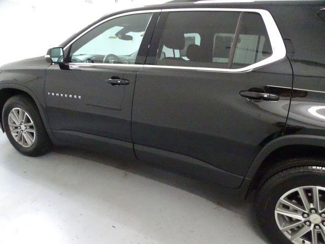 Used 2023 Chevrolet Traverse LT AWD/4WD image 19