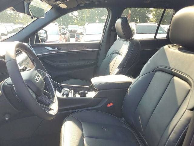 New 2026 Jeep Grand Cherokee Limited AWD/4WD image 17