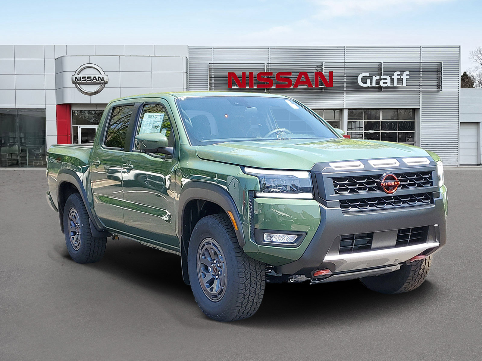 New 2026 Nissan Frontier PRO-4X w/ Pro-4x Convenience Package AWD/4WD image 2