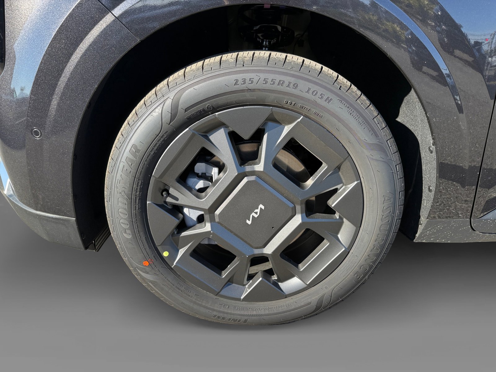 New 2026 Kia Carnival SX image 9