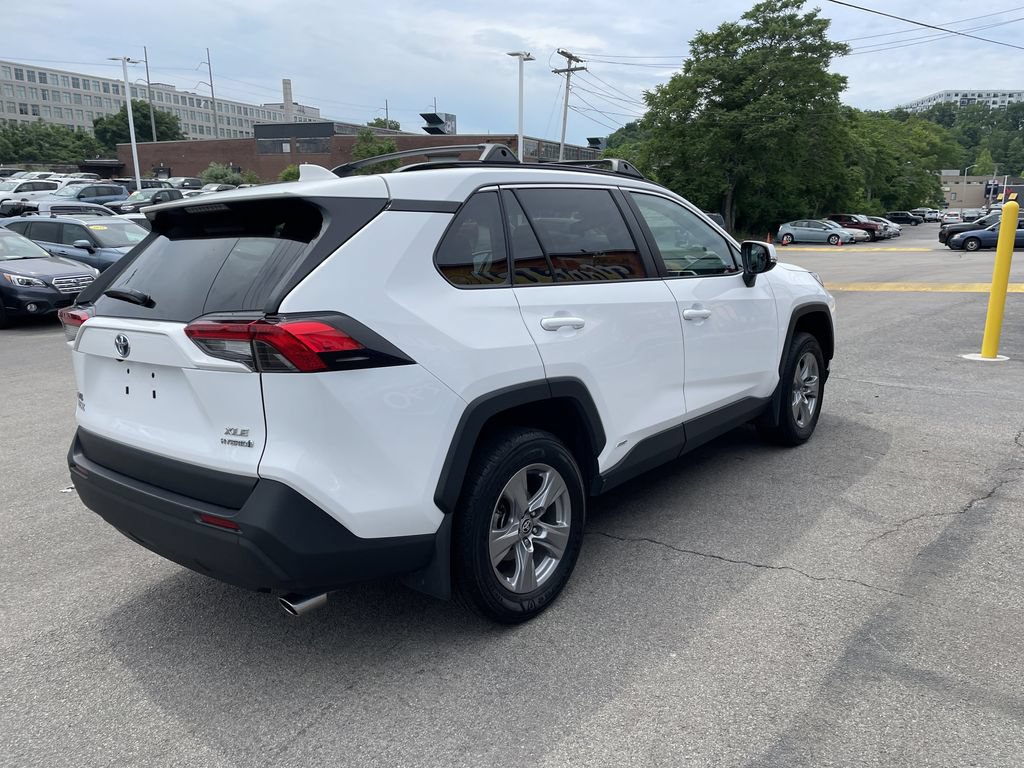 Used 2023 Toyota RAV4 XLE w/ Convenience Package AWD/4WD image 8