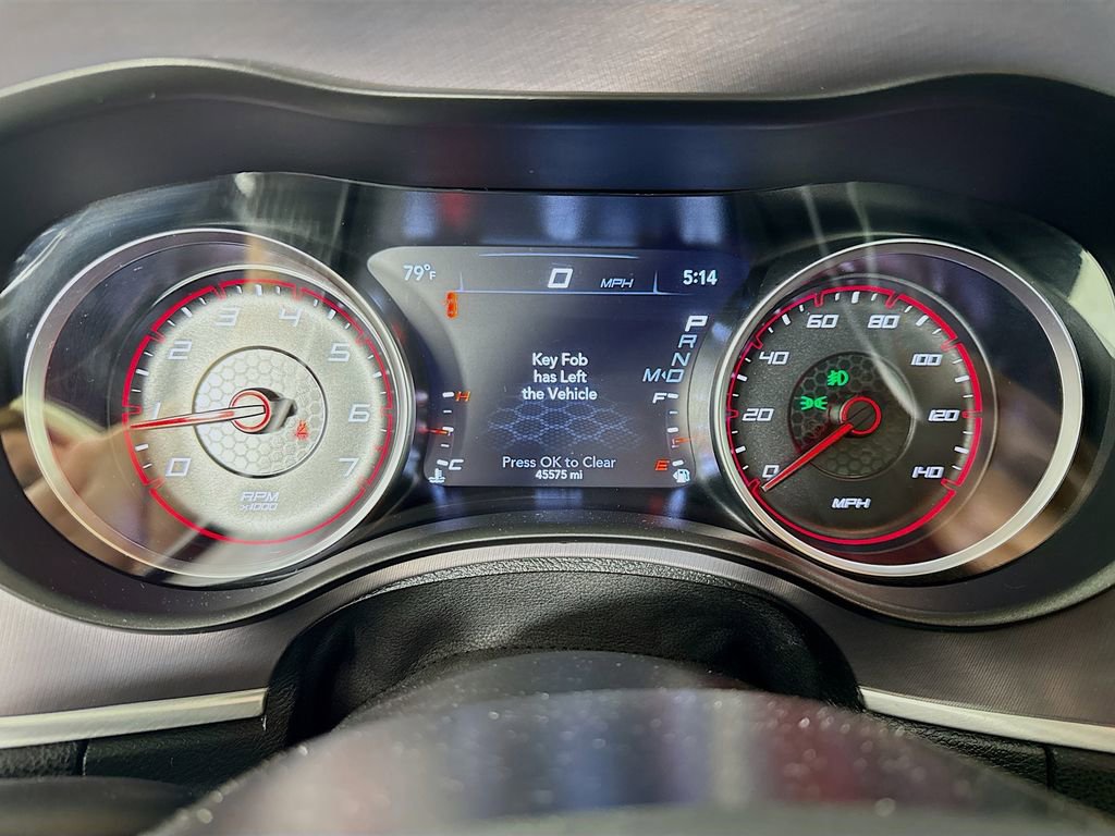 Used 2020 Dodge Charger SXT w/ Navigation & Travel Group AWD/4WD image 13