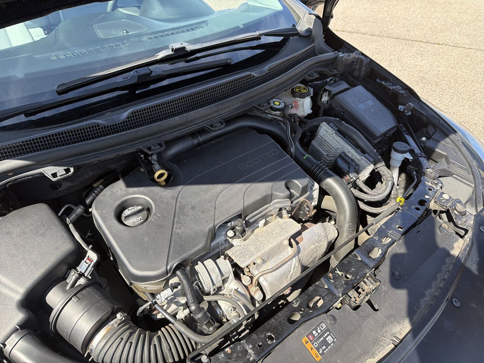 Used 2019 Chevrolet Cruze LS FWD image 17