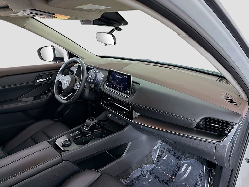 Used 2023 Nissan Rogue SV w/ SV Premium Package image 18