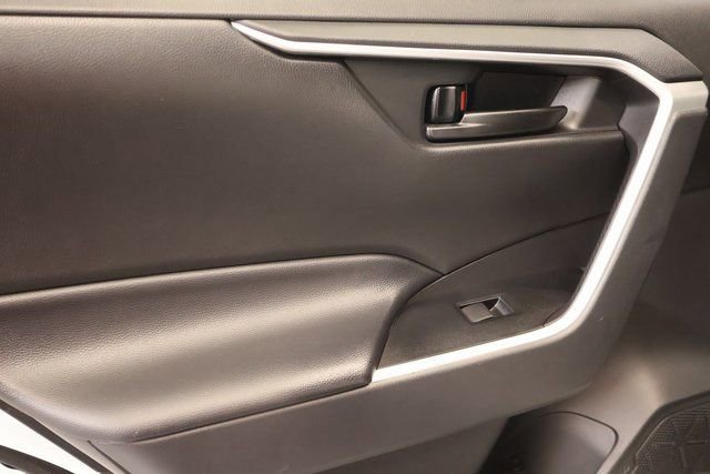 Used 2023 Toyota RAV4 LE AWD/4WD image 26