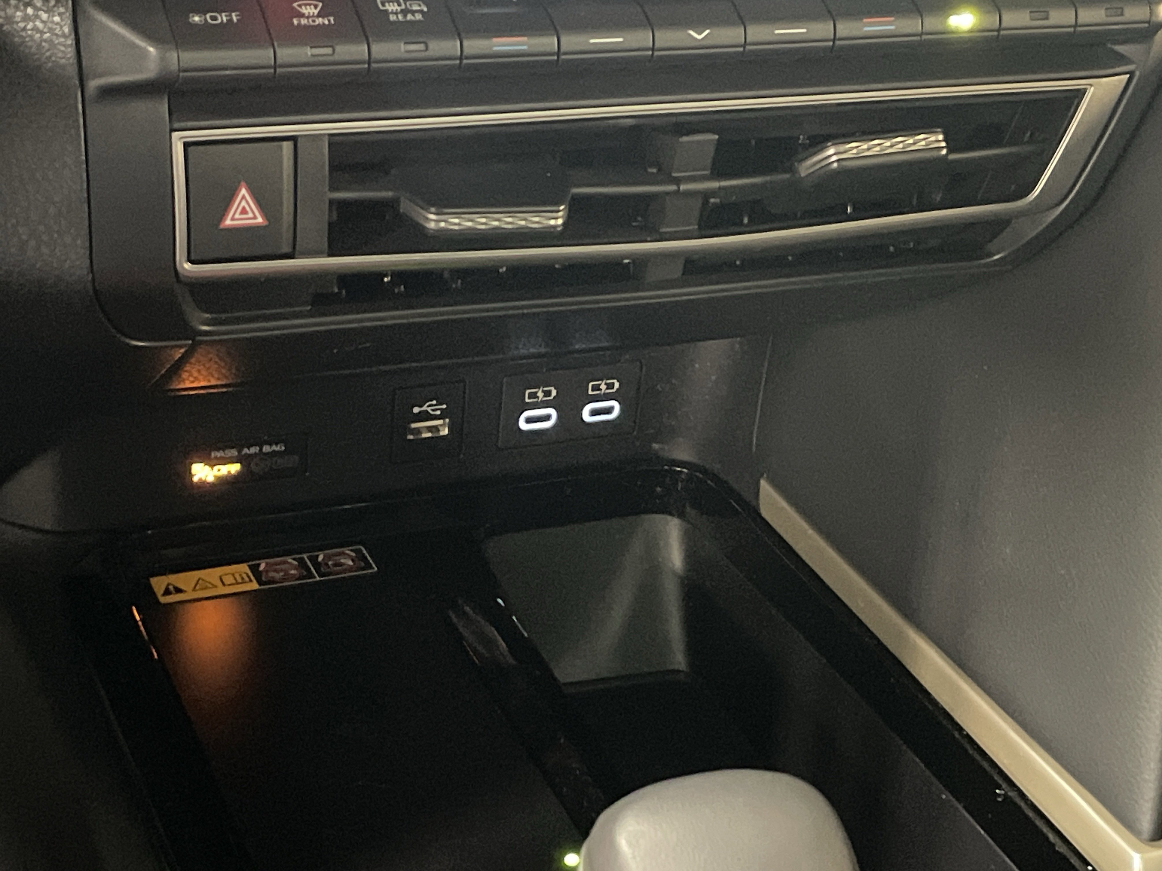 Used 2025 Toyota Camry XSE image 24