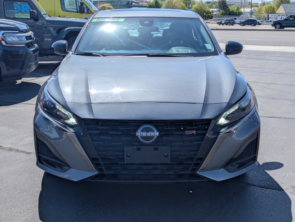 Used 2025 Nissan Altima 2.5 SR w/ SR Premium Package FWD image 10