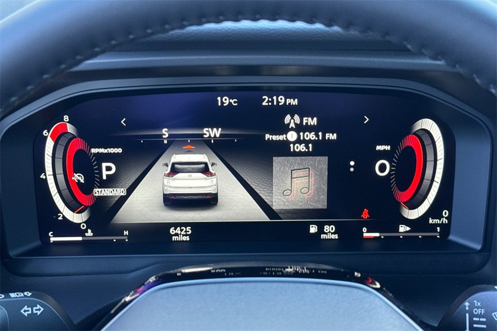 Certified 2025 Nissan Rogue SL w/ SL Premium Package image 24