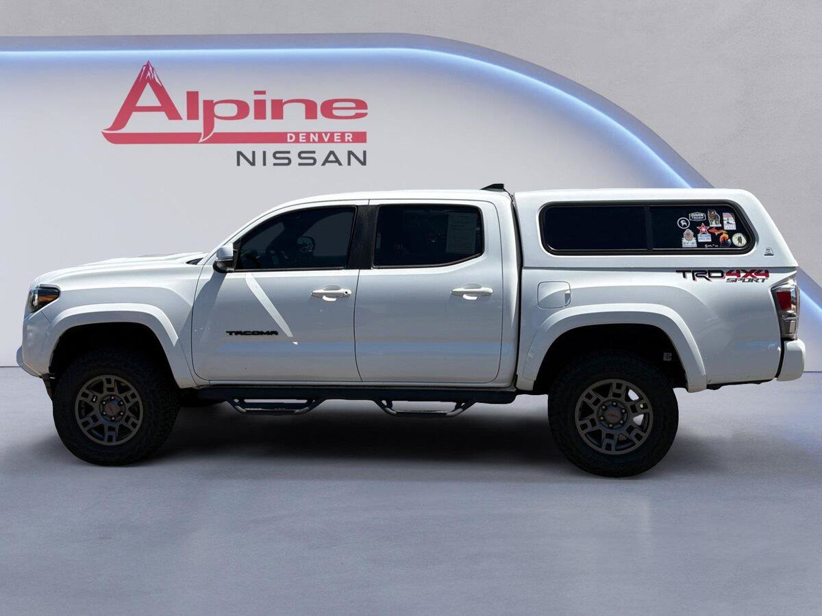 Used 2023 Toyota Tacoma TRD Sport AWD/4WD image 2