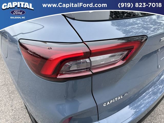 Certified 2024 Ford Escape ST-Line w/ Tech Pack #1 image 15