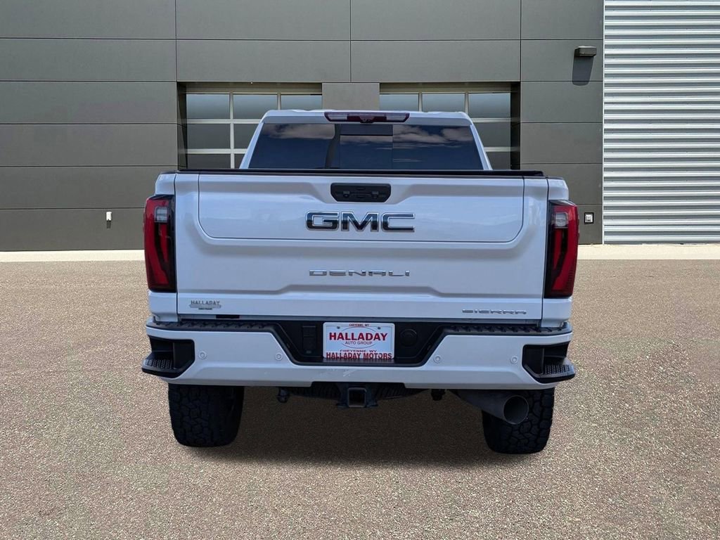 Certified 2024 GMC Sierra 2500 Denali Ultimate AWD/4WD image 7