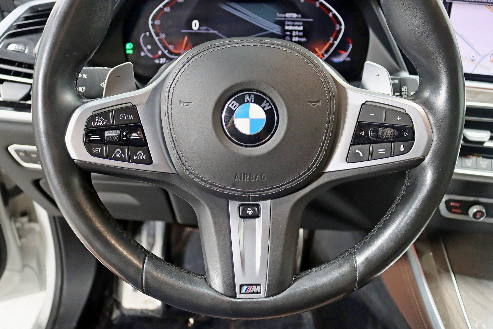 Used 2020 BMW X5 xDrive40i w/ Premium Enhanced Package AWD/4WD image 16