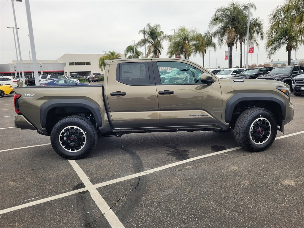 New 2025 Toyota Tacoma TRD Off-Road image 4