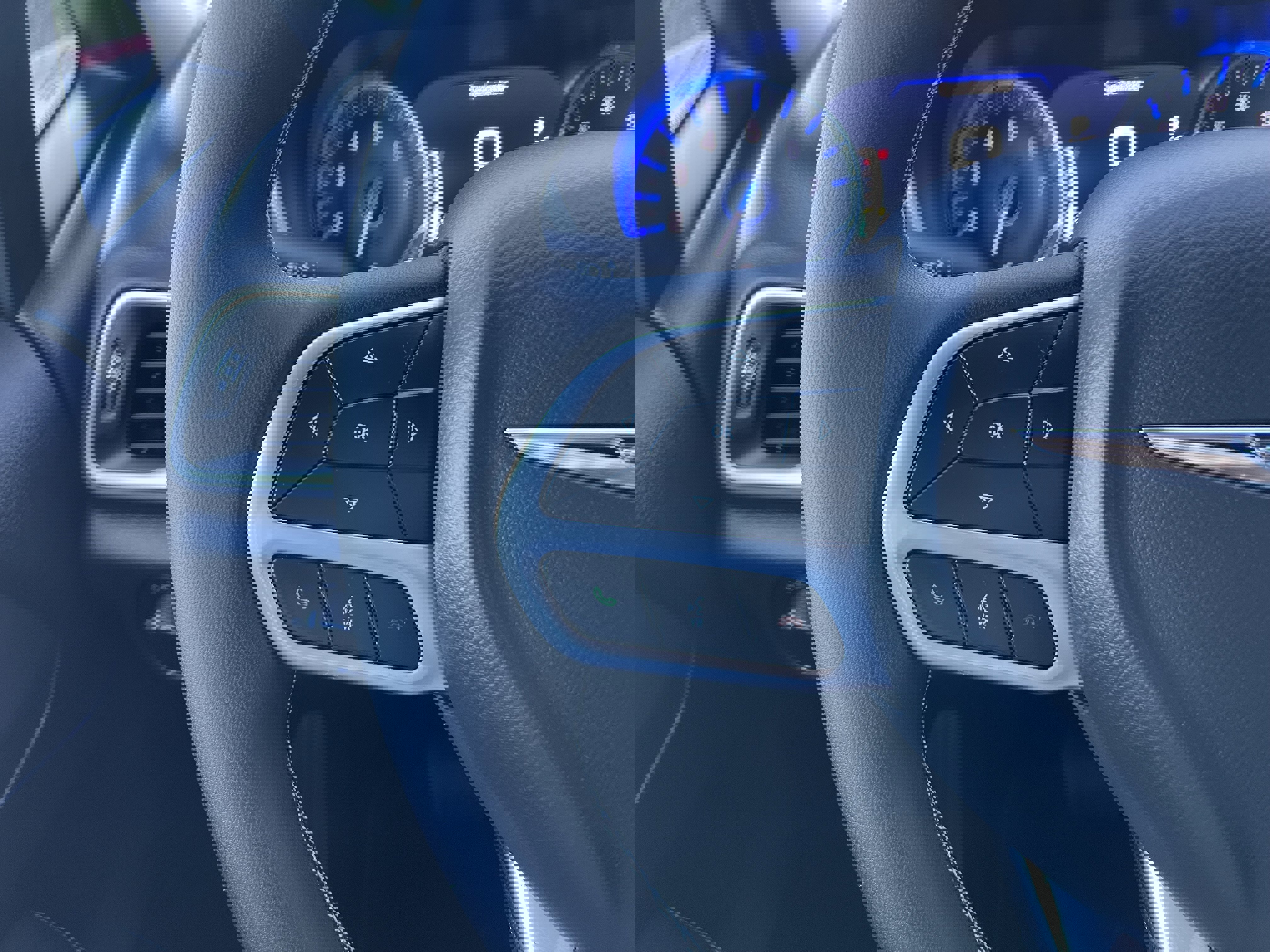 New 2026 Chrysler Voyager LX image 32