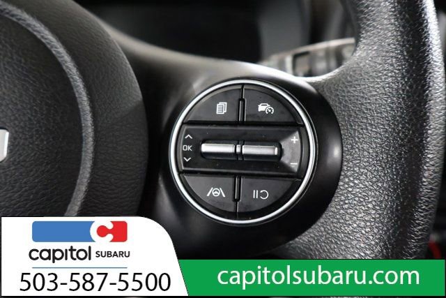 Used 2023 Kia Soul LX image 18