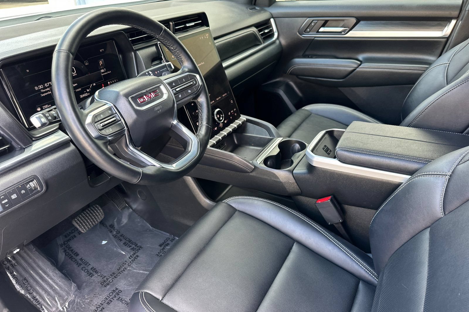 Used 2026 GMC Terrain Elevation w/ Elevation Premium Package FWD image 10