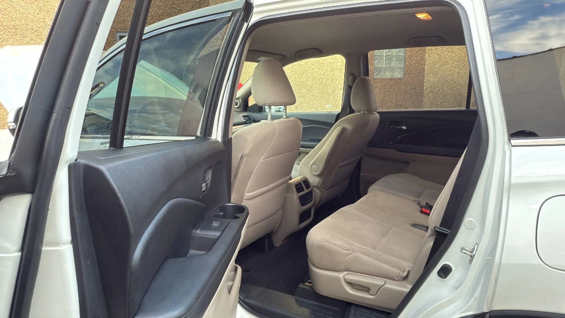 Used 2017 Honda Pilot EX image 27