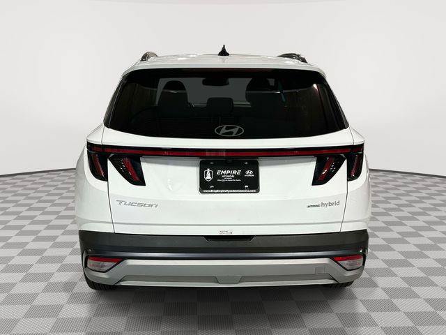 Certified 2025 Hyundai Tucson SEL AWD/4WD image 3