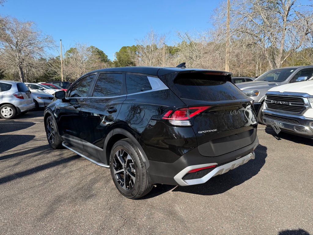 Used 2023 Kia Sportage EX image 4