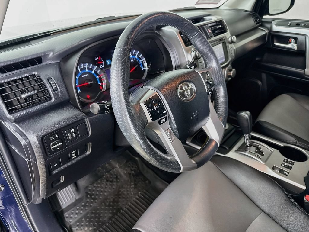 Certified 2019 Toyota 4Runner SR5 Premium AWD/4WD image 10
