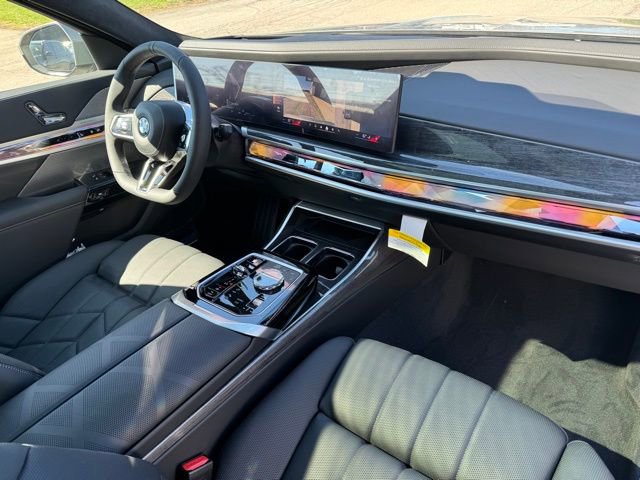 New 2026 BMW 760i xDrive w/ Premium Package AWD/4WD image 22