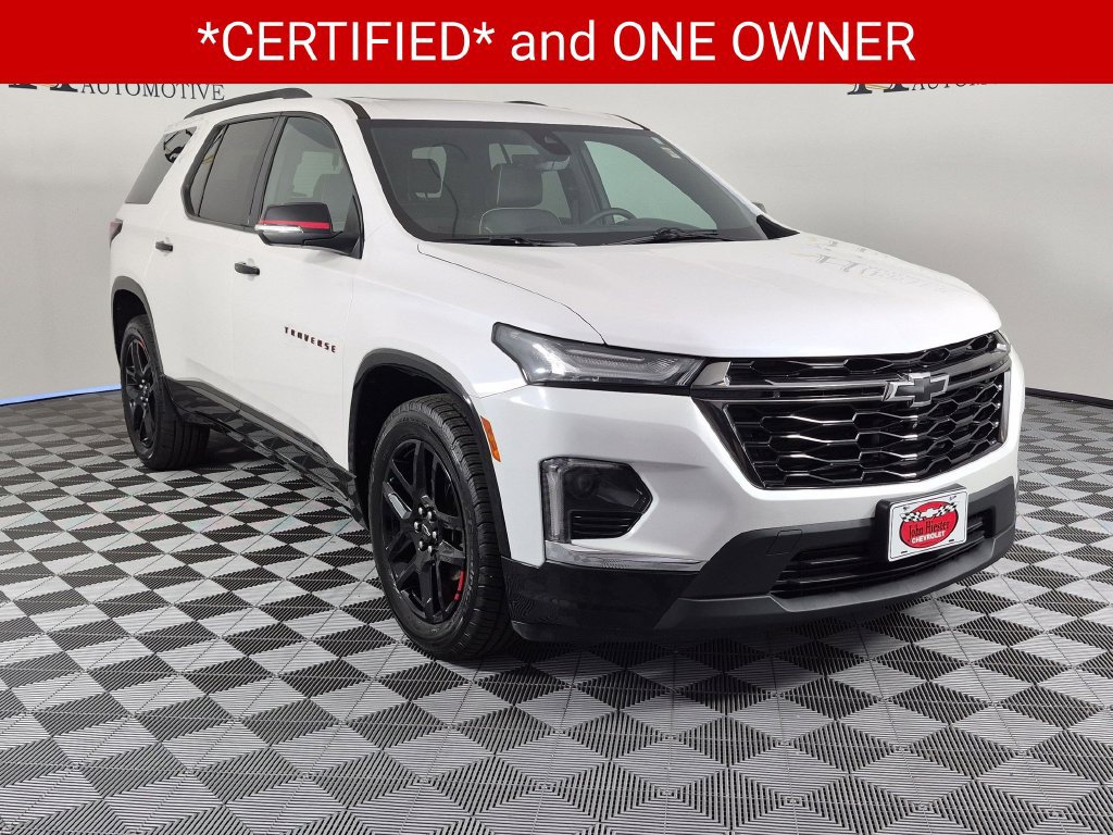 Certified 2023 Chevrolet Traverse Premier w/ Redline Edition FWD image 3