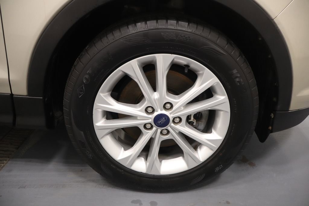 Used 2018 Ford Escape SEL image 28