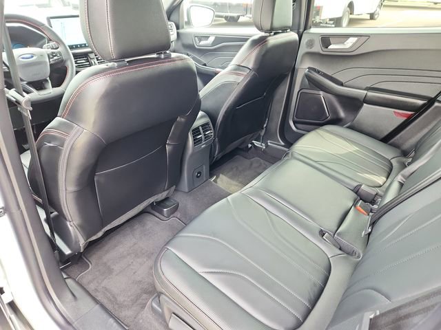 Used 2025 Ford Escape ST-Line Elite w/ Premium Technology Package image 28