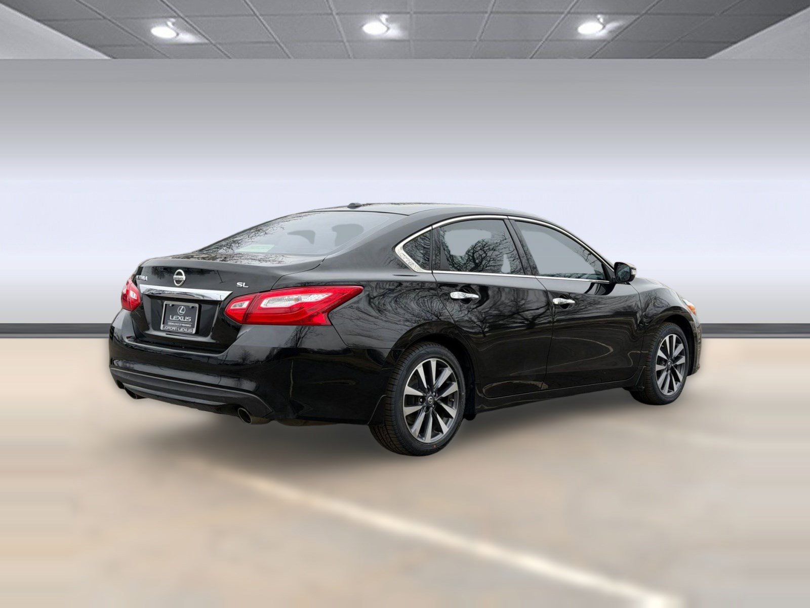 Used 2016 Nissan Altima 2.5 SL w/ Moonroof Package image 8