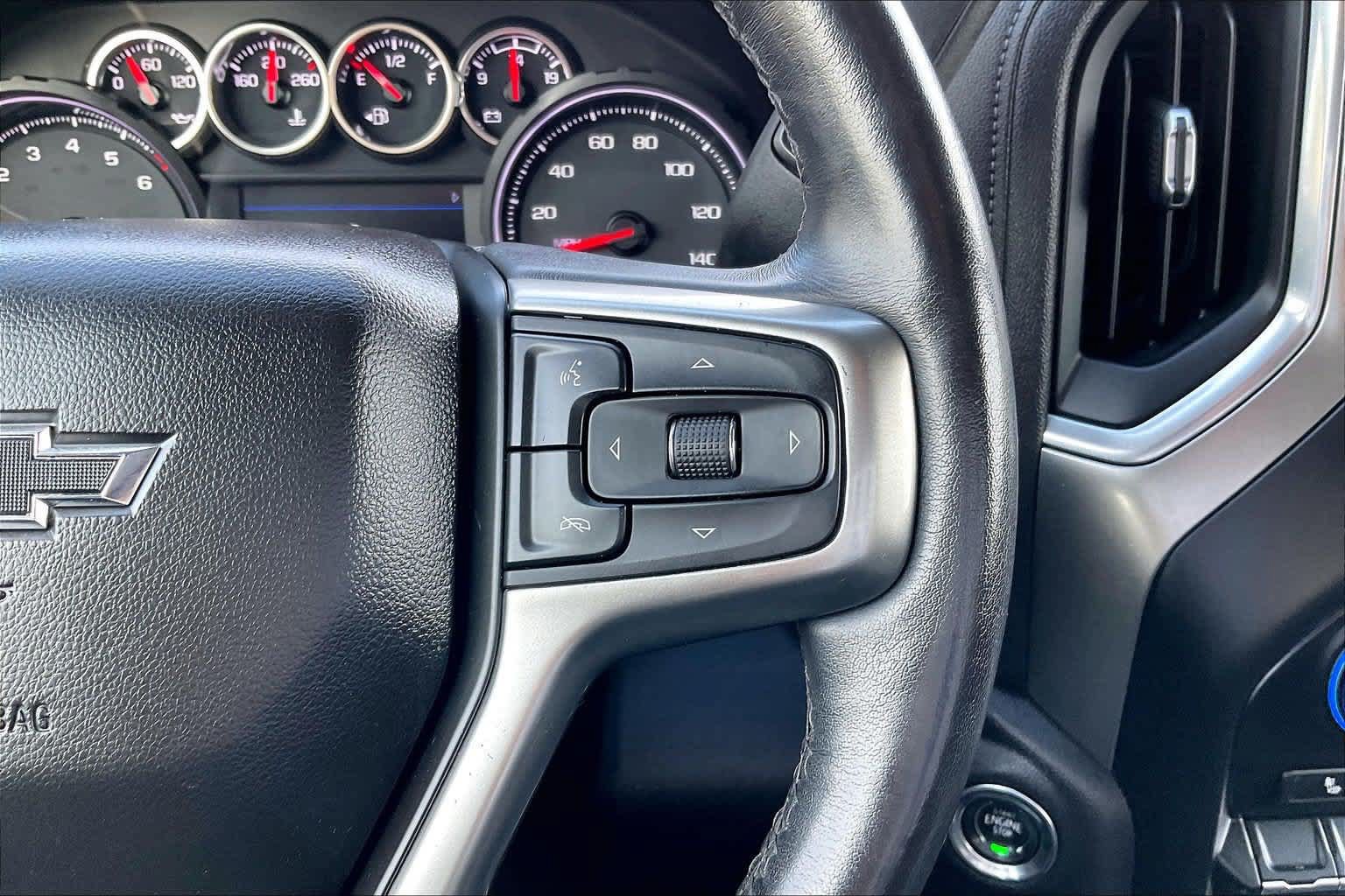 Used 2021 Chevrolet Silverado 1500 LT Trail Boss w/ Convenience Package II AWD/4WD image 24