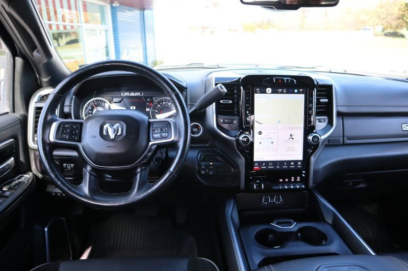 Used 2022 RAM 2500 Laramie w/ Night Edition image 12