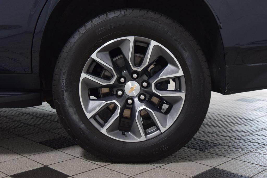 Used 2023 Chevrolet Tahoe LT w/ Luxury Package AWD/4WD image 27