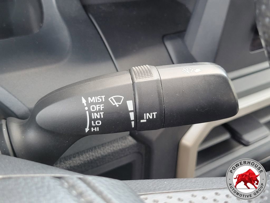 Used 2024 Toyota Tacoma SR AWD/4WD image 31
