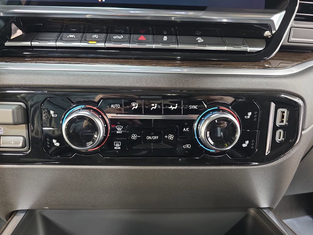 New 2026 GMC Sierra 1500 Elevation image 20