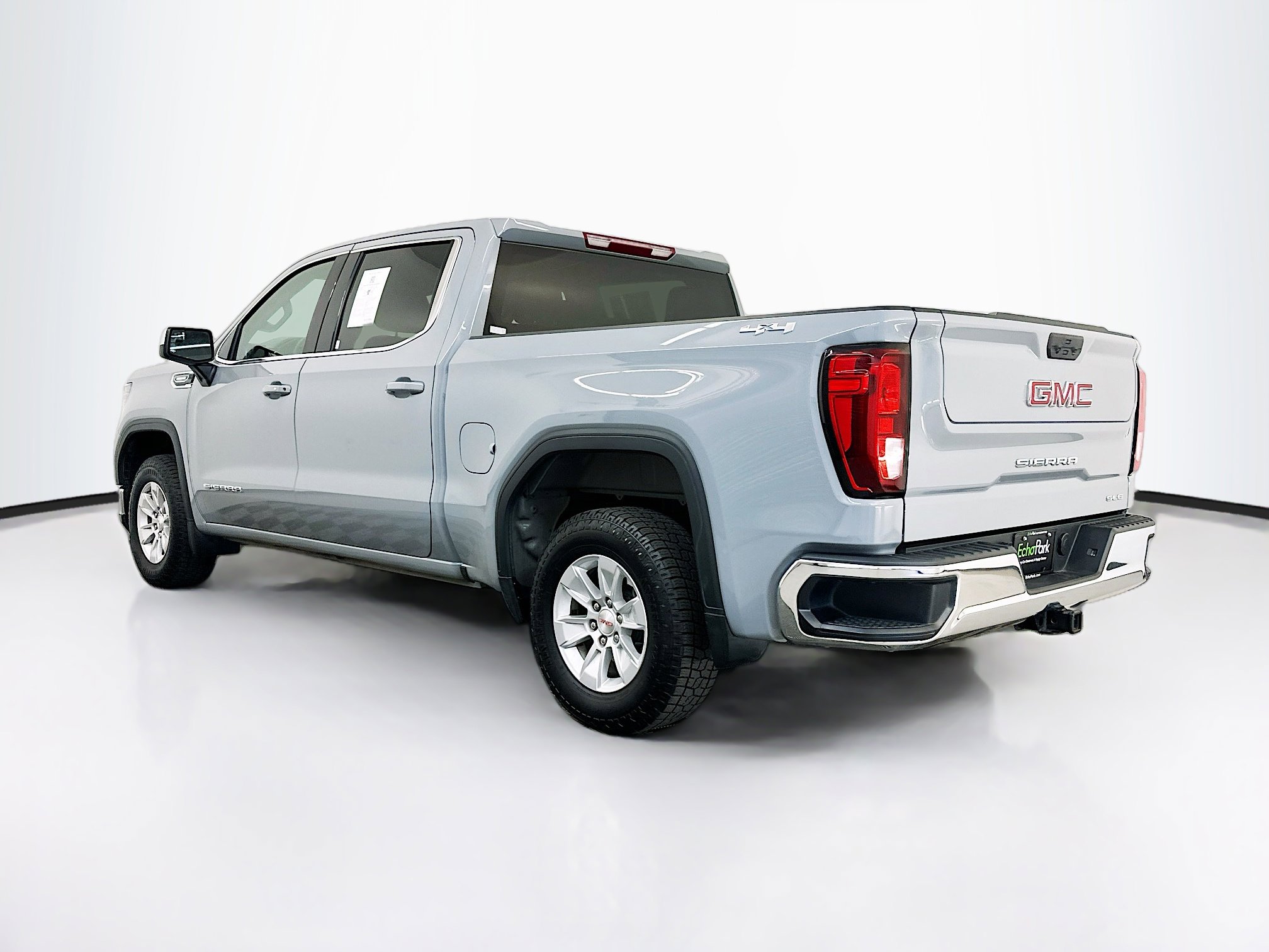 Used 2024 GMC Sierra 1500 SLE image 5