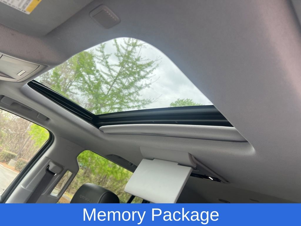 Used 2016 GMC Yukon Denali w/ Open Road Package image 22