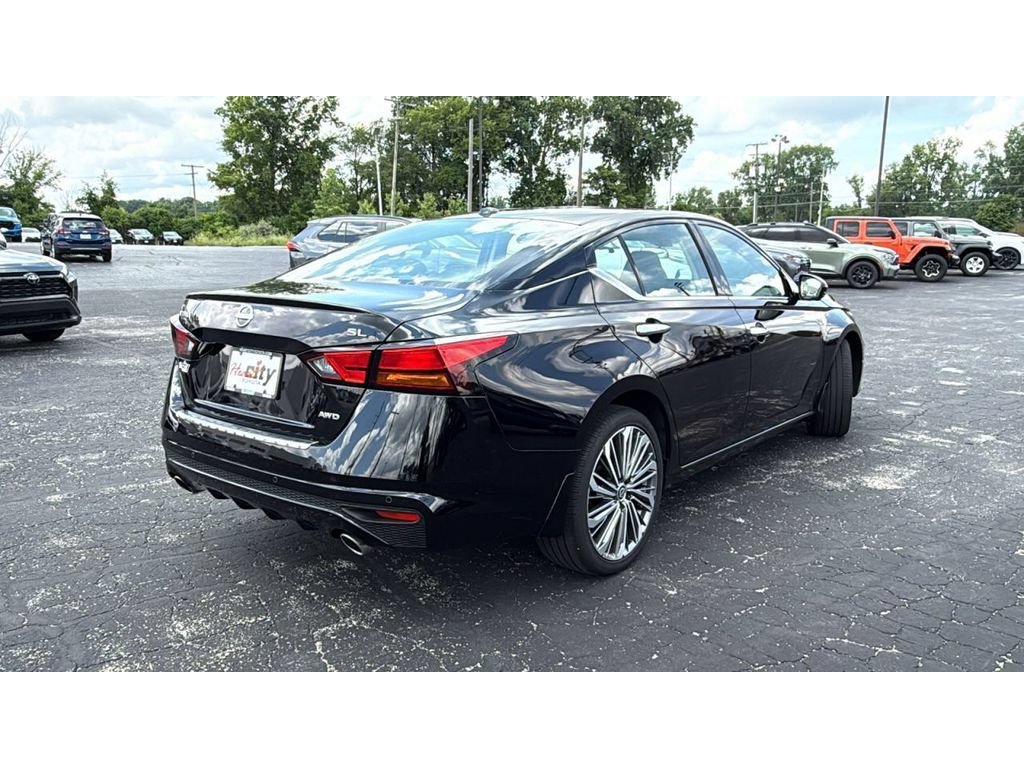 Used 2023 Nissan Altima 2.5 SL AWD/4WD image 8