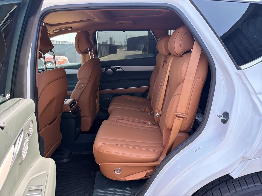 New 2026 Genesis GV80 2.5T Prestige AWD/4WD image 15