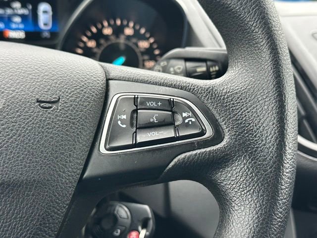 Used 2018 Ford Escape SE image 39