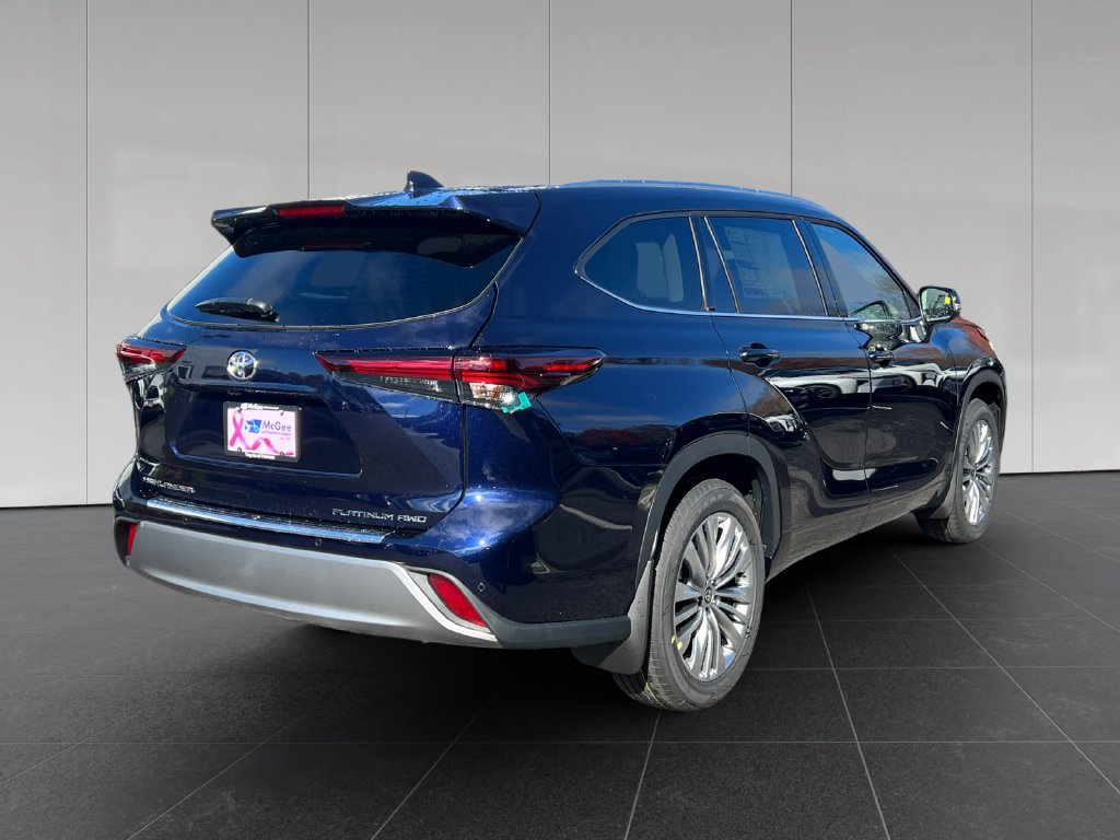 New 2026 Toyota Highlander Platinum AWD/4WD image 6