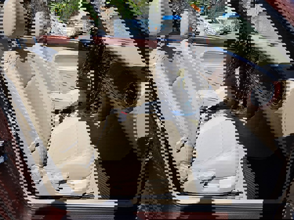 Used 2017 Volkswagen Beetle 1.8T SE FWD image 15