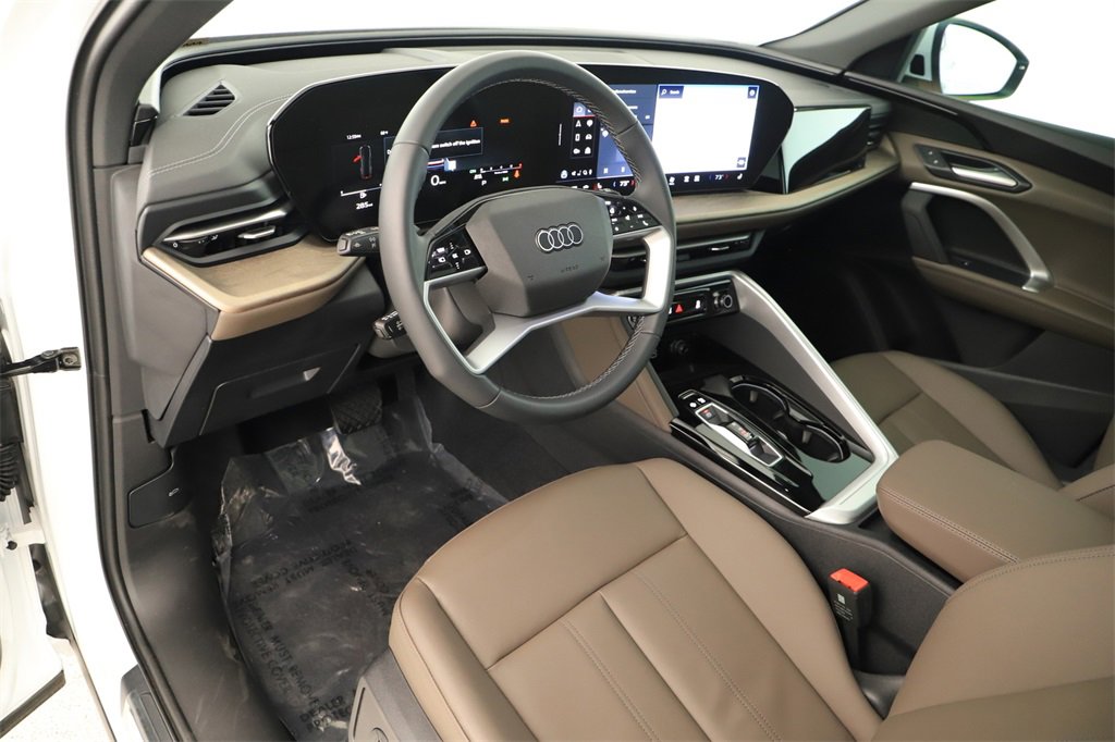 New 2025 Audi Q5 Premium image 15