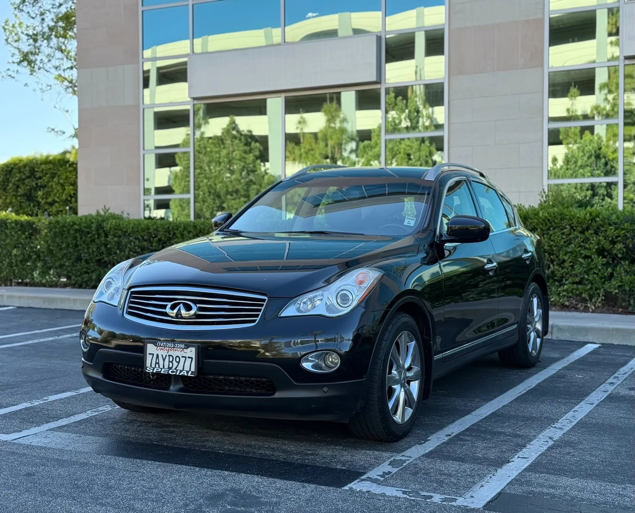 Used 2013 INFINITI EX37 Journey w/ Premium Pkg AWD/4WD image 1