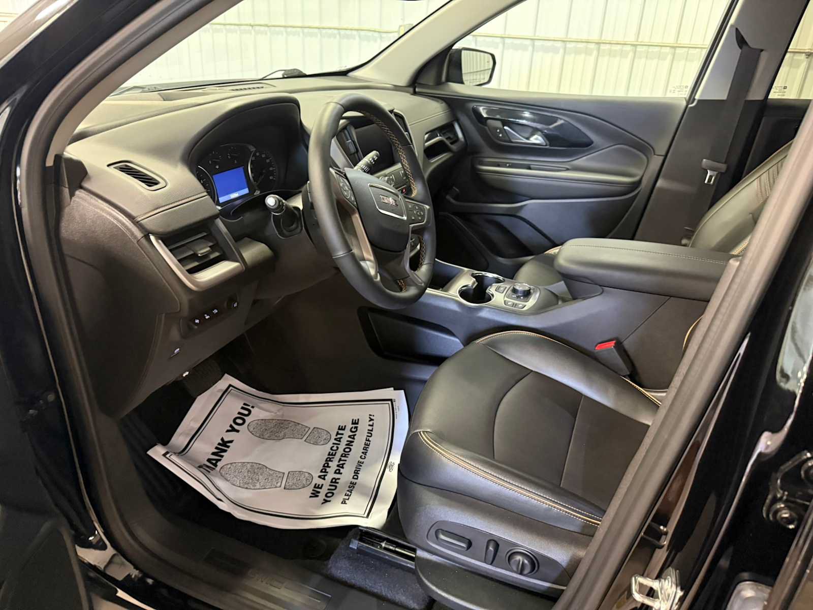 Used 2024 GMC Terrain AT4 w/ Tech Package AWD/4WD image 19