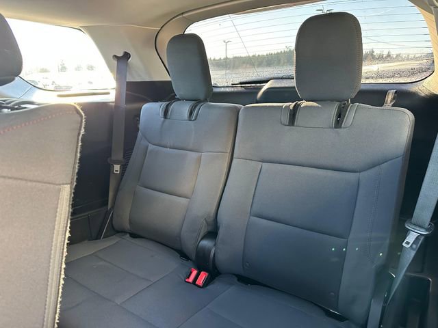 Used 2025 Ford Explorer Active image 17