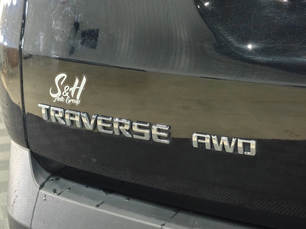 Used 2022 Chevrolet Traverse LT image 55