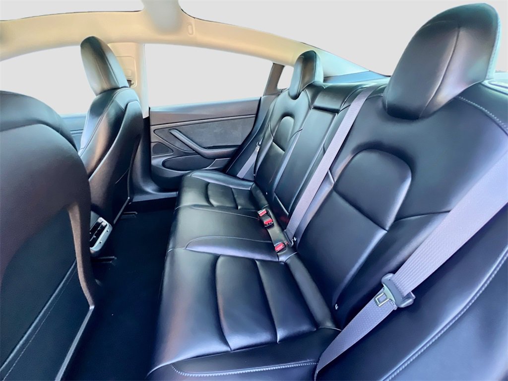 Used 2018 Tesla Model 3 Long Range image 22